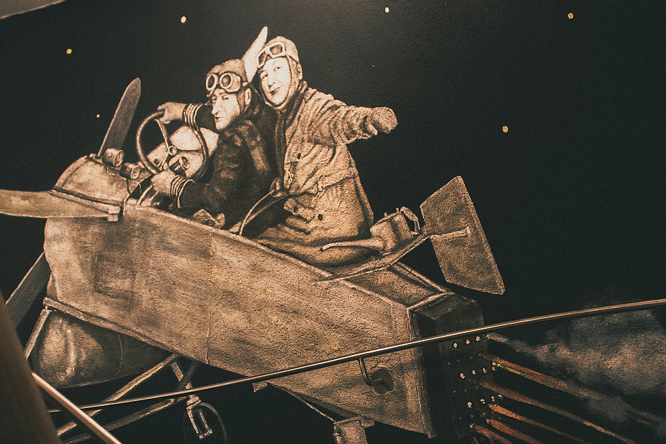 Liesl Karlstadt und Karl Valentin auf dem Weg zum Mond