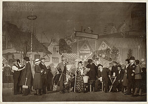 Foto Hilbinger & Co, München, Bühnenansicht der Theaterszene Er und Sie auf dem Oktoberfest, 1932