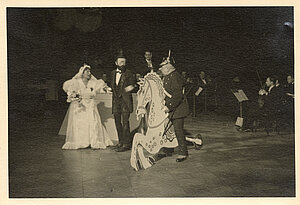 Karl Valentin, Liesl Karlstadt, Filmball im Deutschen Theater, Allotria, 1934